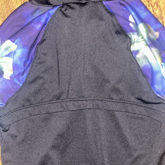 NWOT Pure & Simple Floral Sleeve Pullover Hoodie - Picture 8 of 10